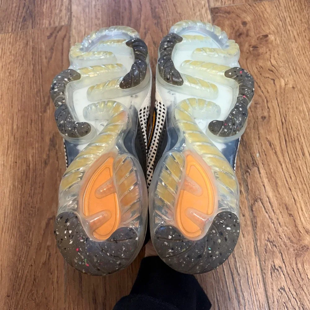 Nike Air VaporMax 2021 Flyknit White Orange DB1550-104 Youth 6.5Y Womens 8